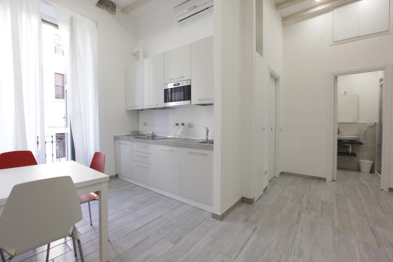 Amazing Apartment In City Center With Balcony Milan Exterior photo
