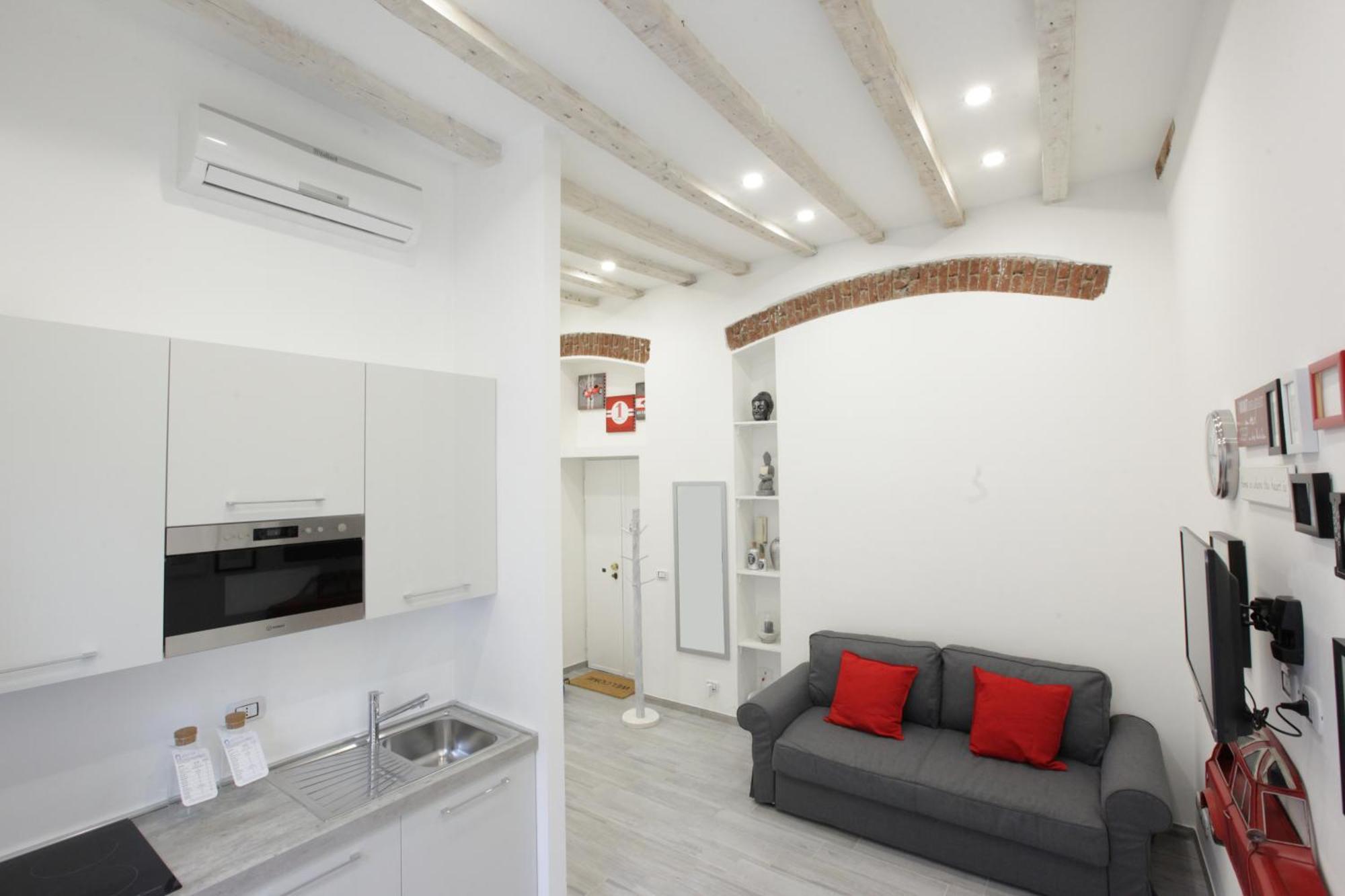 Amazing Apartment In City Center With Balcony Milan Exterior photo