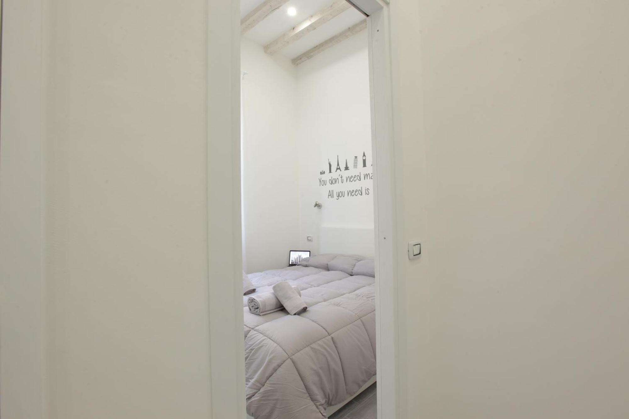 Amazing Apartment In City Center With Balcony Milan Exterior photo